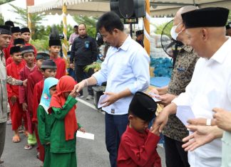 Berkah Ramadhan, BP Batam Bagikan 1500 Paket Bingkisan dan Santunan