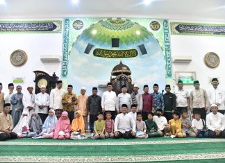 Gubernur Ansar Safari Ramadhan di Masjid Istiqomah dan Masjid Jami’ Baiturrahim Tarempa