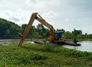 Pembersihan Eceng Gondok Terus Dilakukan Demi Ketersediaan Air