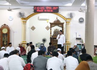 Hadiri Halal Bihalal Warga Kavling Lama Batu Aji, Gubernur Ansar Disambut Lantunan Shalawat