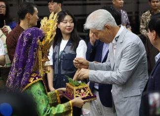 Turis Korea Selatan Puji Kemajuan Kota Batam