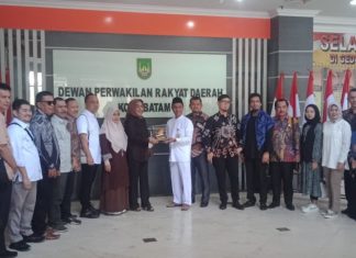 DPRD kabupaten kerawang di sambut baik DPRD Kota Batam