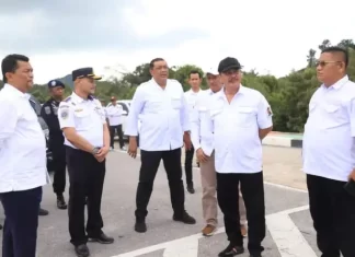 Pembangunan Tersendat, Yudi Kurnain Tinjau Pelabuhan Malarko Karimun