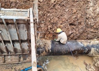 Respons Cepat BU SPAM BP Batam Perbaiki Kebocoran Pipa di Areal Central Sukajadi