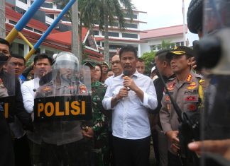 Aksi di BP Batam, Muhammad Rudi Dengarkan Aspirasi Masyarakat