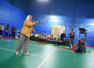 Dewi Ansar Resmikan GOR Bulutangkis Hadi Wan Arena dan Buka Turnamen Bulutangkis Rizky Faisal Cup 2023