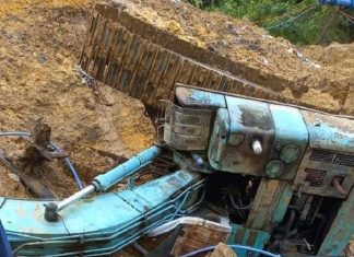 Pipa Saluran Air Patah Tertimpa Ekskavator, Perbaikan Pipa Dikebut 24 Jam Nonstop