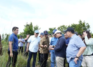 Kemenko Polhukam Bersama Sekretariat Kabinet, Kementrian Investasi dan Dewan Pengawas BP Batam Tinjau Pembangunan Rumah di Tanjung Banon