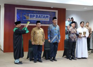 Wakil Kepala BP Batam Lantik Tiga Pejabat di Lingkungan BP Batam