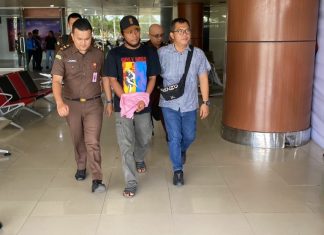 Kejari Pelalawan Tahan Direktur Kasus Pengadaan Sampan di Dinas Perikanan & Kelautan