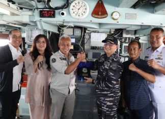 BP Batam – TNI AL Jalin Silaturahmi di Atas KRI Bung Tomo 357