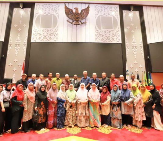 Veteran UMNO Bahagian Kulai Kunjungi DPRD Provinsi Kepulauan Riau