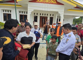 PT NWR Salurkan Bantuan ke Ahli Waris Karyawan PT ERB Korban Kecelakaan Tunggal