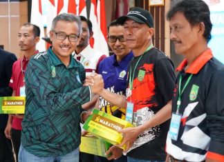 Sekda Kota Batam meresmikan muskot VI berharap kepengurusan Baru dapat Memajukan Olah Raga sepak Takraw Melalui Event PSTI CUP