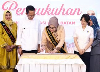 Bunda Paud dan Bunda Literasi Di kukuhkan Walikota Batam ,minta Baca dan Pendidikan