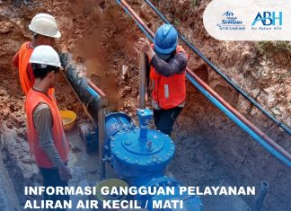 pelaksanaan pekerjaan terencana Penyambungan Pipa HDPE 300mm di Bundaran Base Camp, Batu Aji