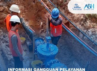 Penyambungan Pipa di Kavling Baru, Simpang Nato