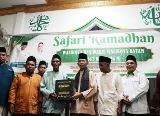 Safari Ramadan di Pulau Karas, Amsakar Achmad Ajak Masyarakat Perkuat Energi Kolektif Bangun Batam