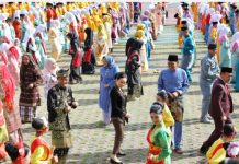 Amsakar-Li Claudia Menari Zapin Ngenang Bersama 5.120 Pelajar Memeriahkan Hardiknas 2026