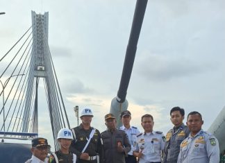 Patroli Gabungan Tertibkan Parkir di Jembatan Barelang