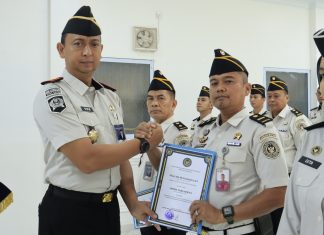 Lapas Batam Ikuti Apel Bersama Kemenko Kumham Imipas, Dirangkaikan dengan Penyerahan Penghargaan Pegawai Teladan