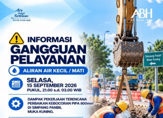 Perbaikan kebocoran pipa 800mm di Simpang Panbil, Muka Kuning
